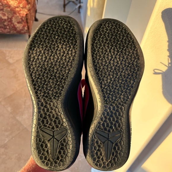 Kobe AD ‘flip the switch’ - Picture 2 of 6